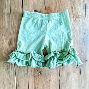 Southern Style Green Ruffle Shorts, Size 5